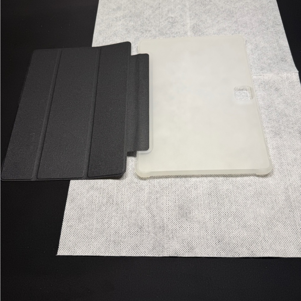 Gray Tablet Case - Picture 2 of 3
